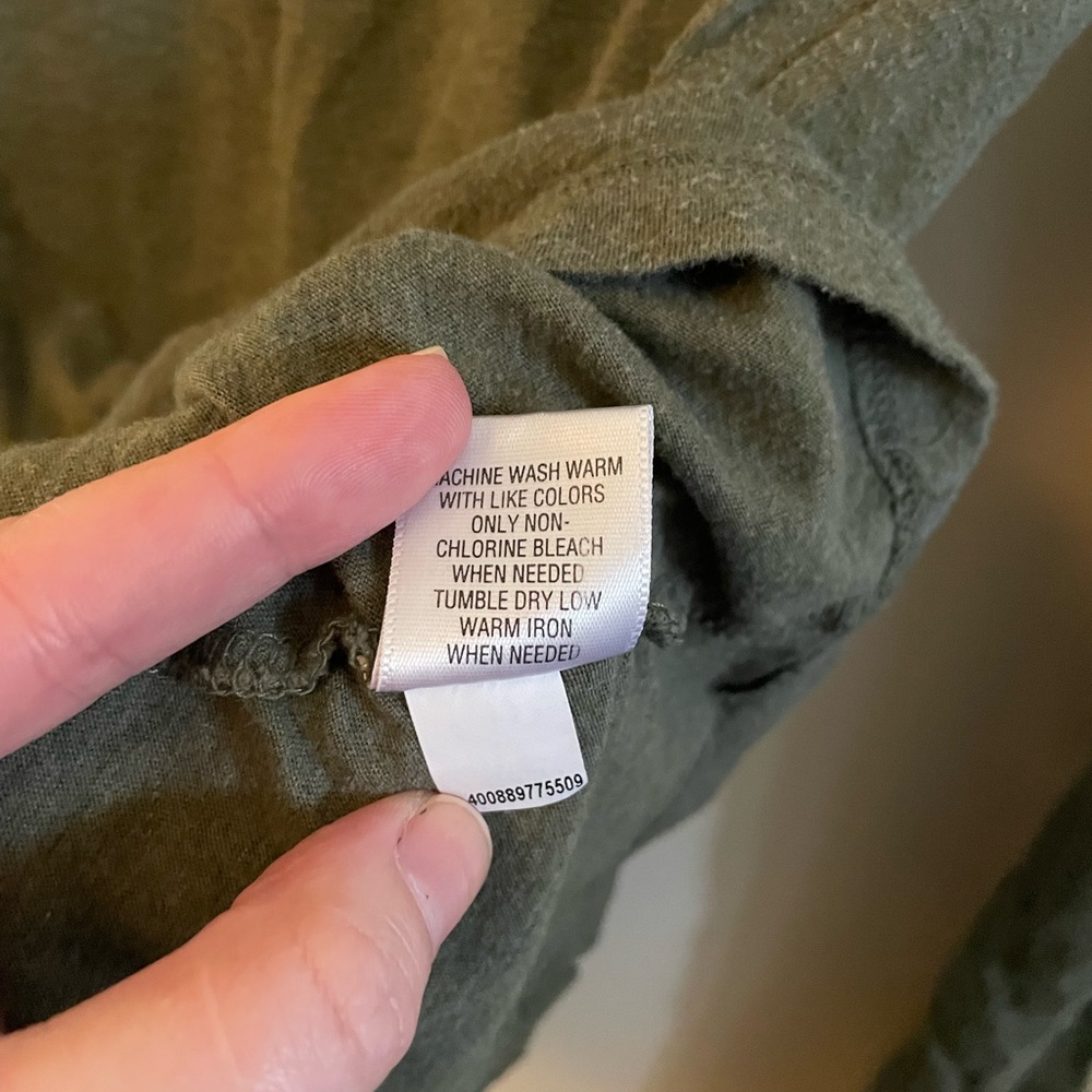 SO | Olive Long Sleeve Tee | Juniors Size Medium - Picture 7 of 7
